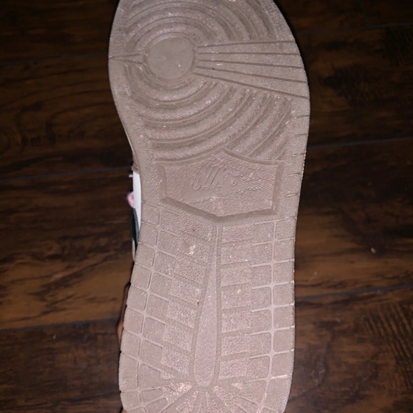 Travis Scott Air Jordan 1 - Picture 7 of 8